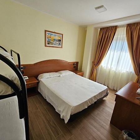 Hotel Dimora Adriana Tivoli Exterior foto