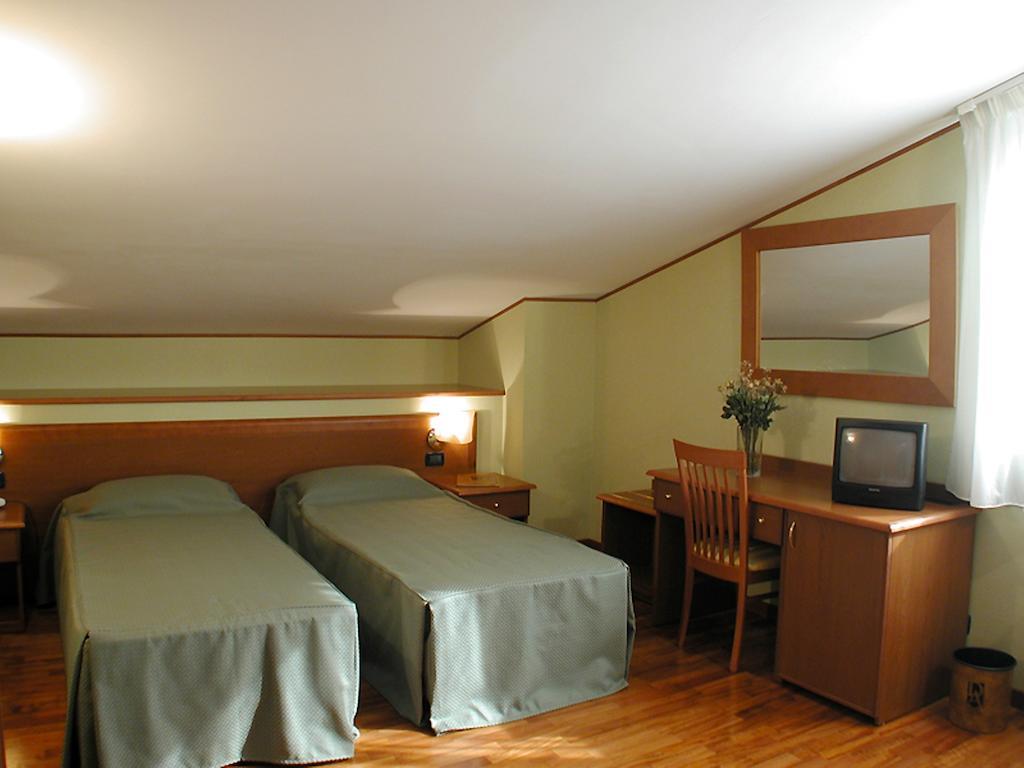 Hotel Dimora Adriana Tivoli Zimmer foto